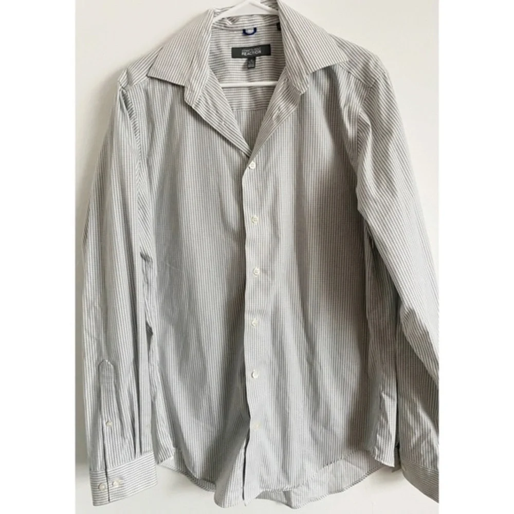 Kenneth Cole Reaction • Grey Check Plaid Button Down Shirt